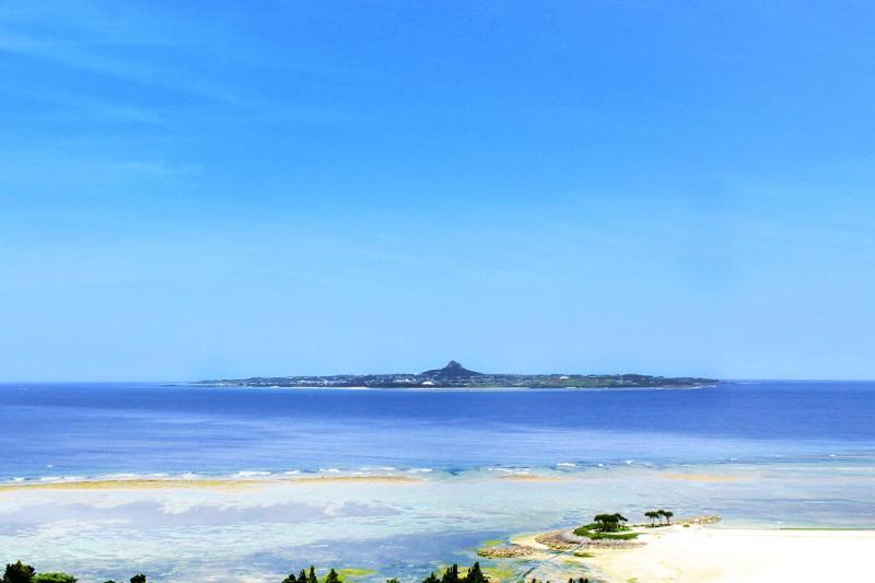 Rizozaizen Motobu B Villa Bagian luar foto